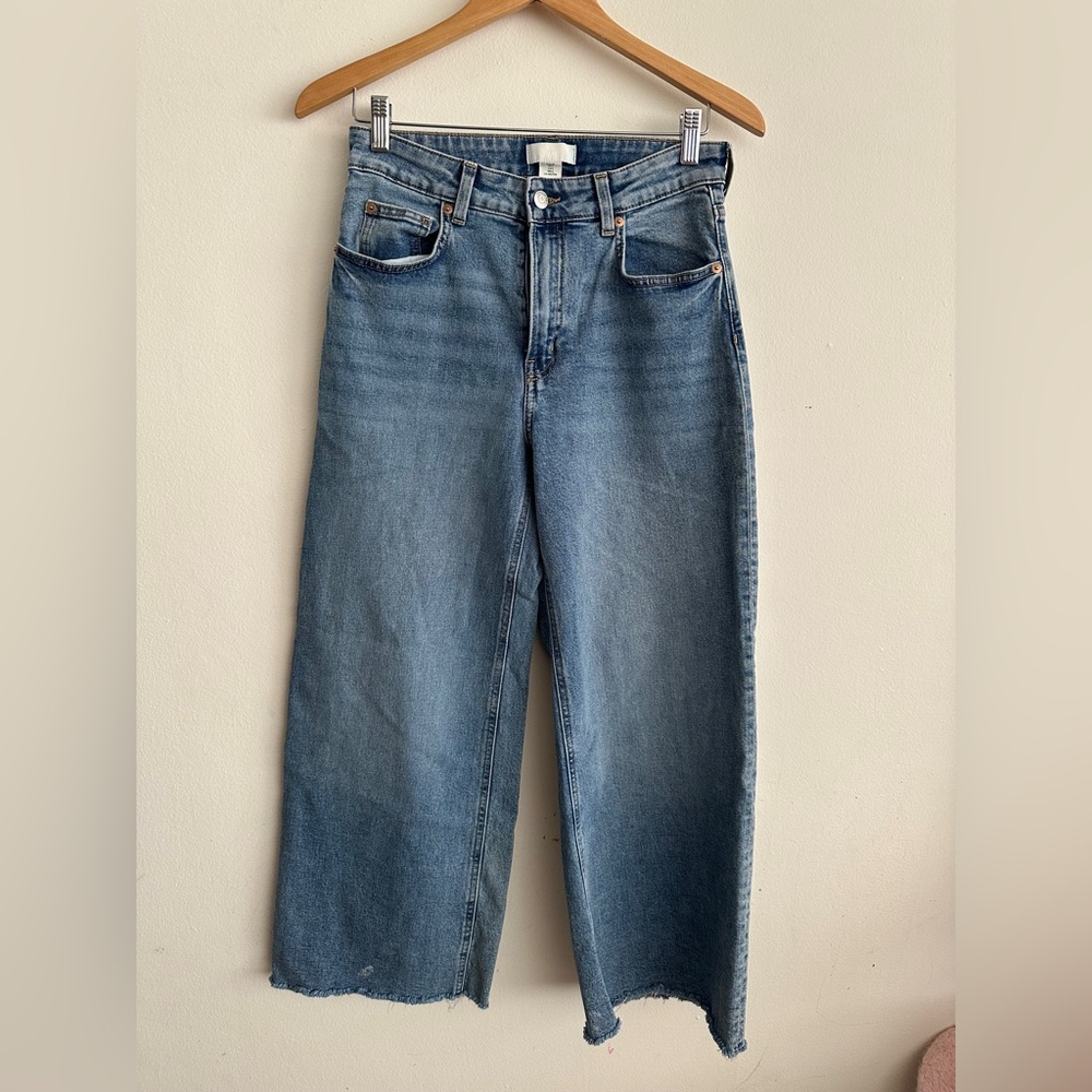 2/$50 Wide Straight Leg Medium Wash Jeans H&M SIZE 6 WOMEN'S